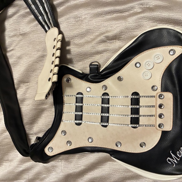 Purse - Picture 3 of 3